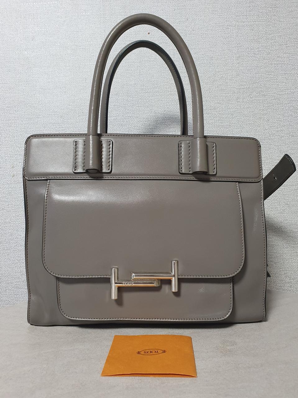 정품)토즈 더블티 미듐 카프스킨 탑핸들 토트.숄더백