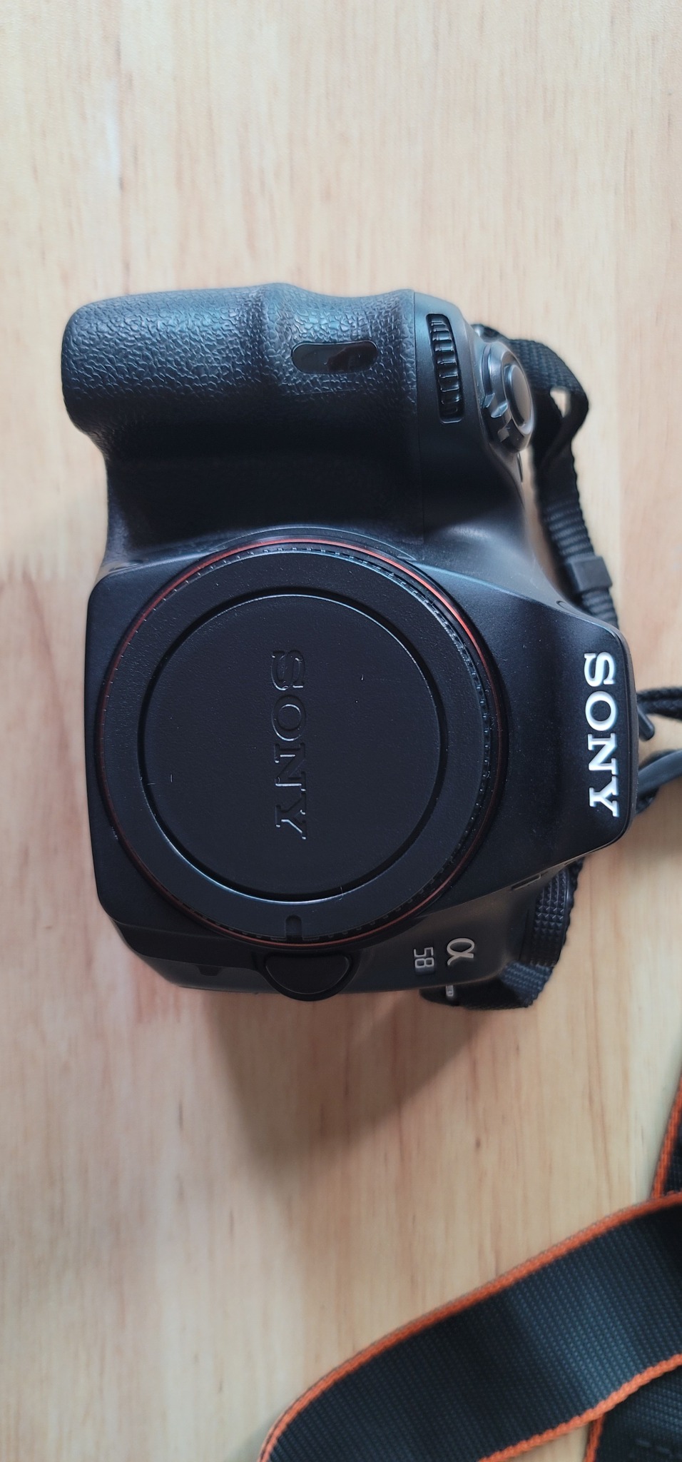 소니  A58 18~200탑론 렌즈 포함