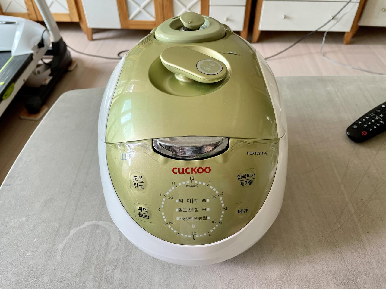 쿠쿠 밥솥 3~4인용 CRP-HQXT0311FG