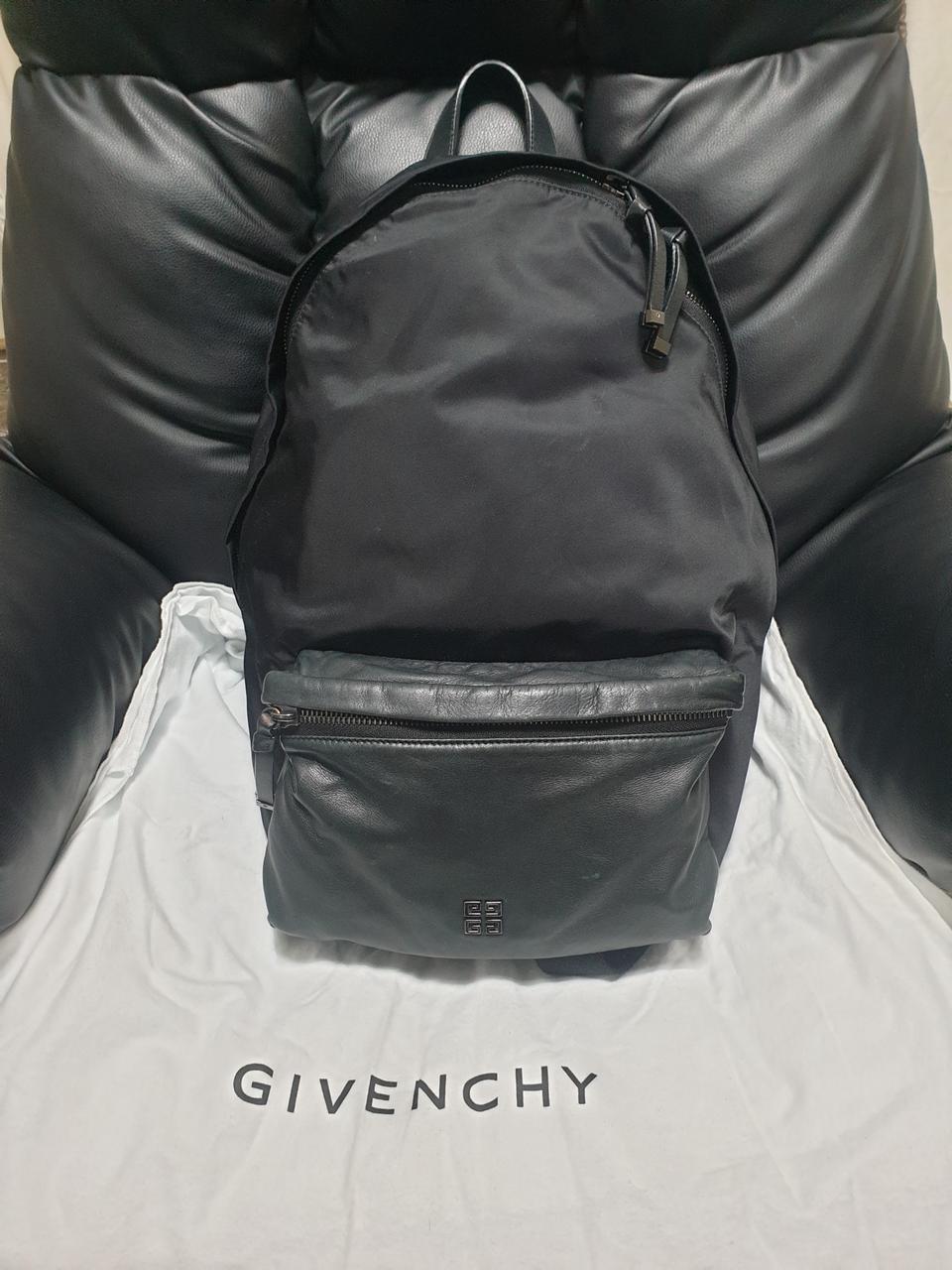 지방시 스터드 백팩 연예인백