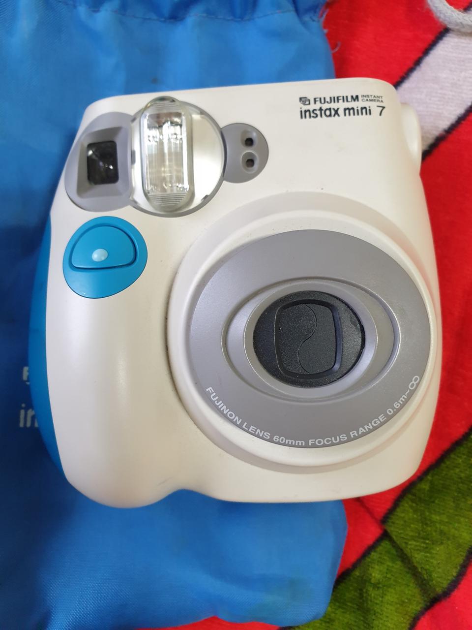 후지 인스탁스 미니 7 (폴라로이드 카메라)