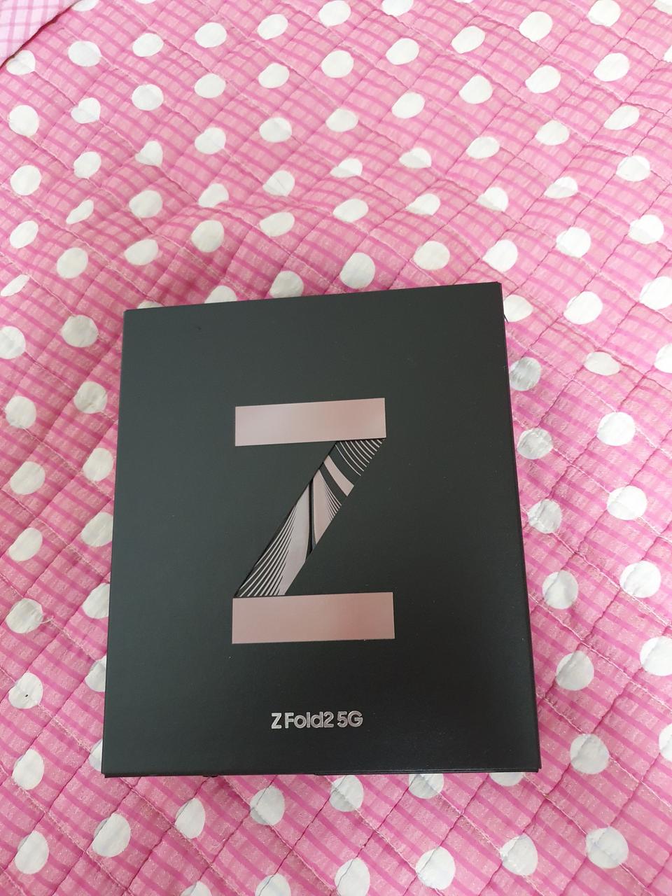 급처지폴드2 구성품 풀박부속 품 사은품 5만급처