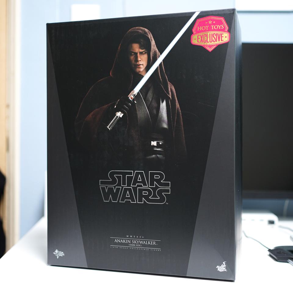 핫토이 스타워즈 토이페어 한정 다크사이드 시스 아나킨 피규어
