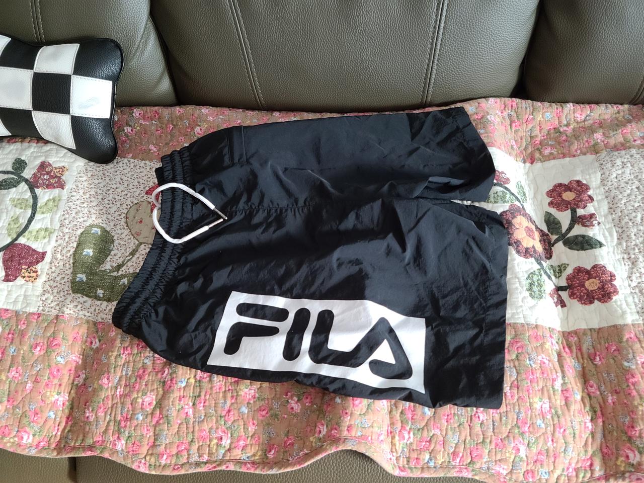 휠라반바지 사이즈 M