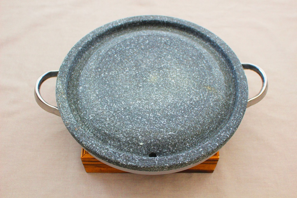 천연곱돌 기름구멍 구이용 전용 돌판 28cm 3인용 가정용 고기불판