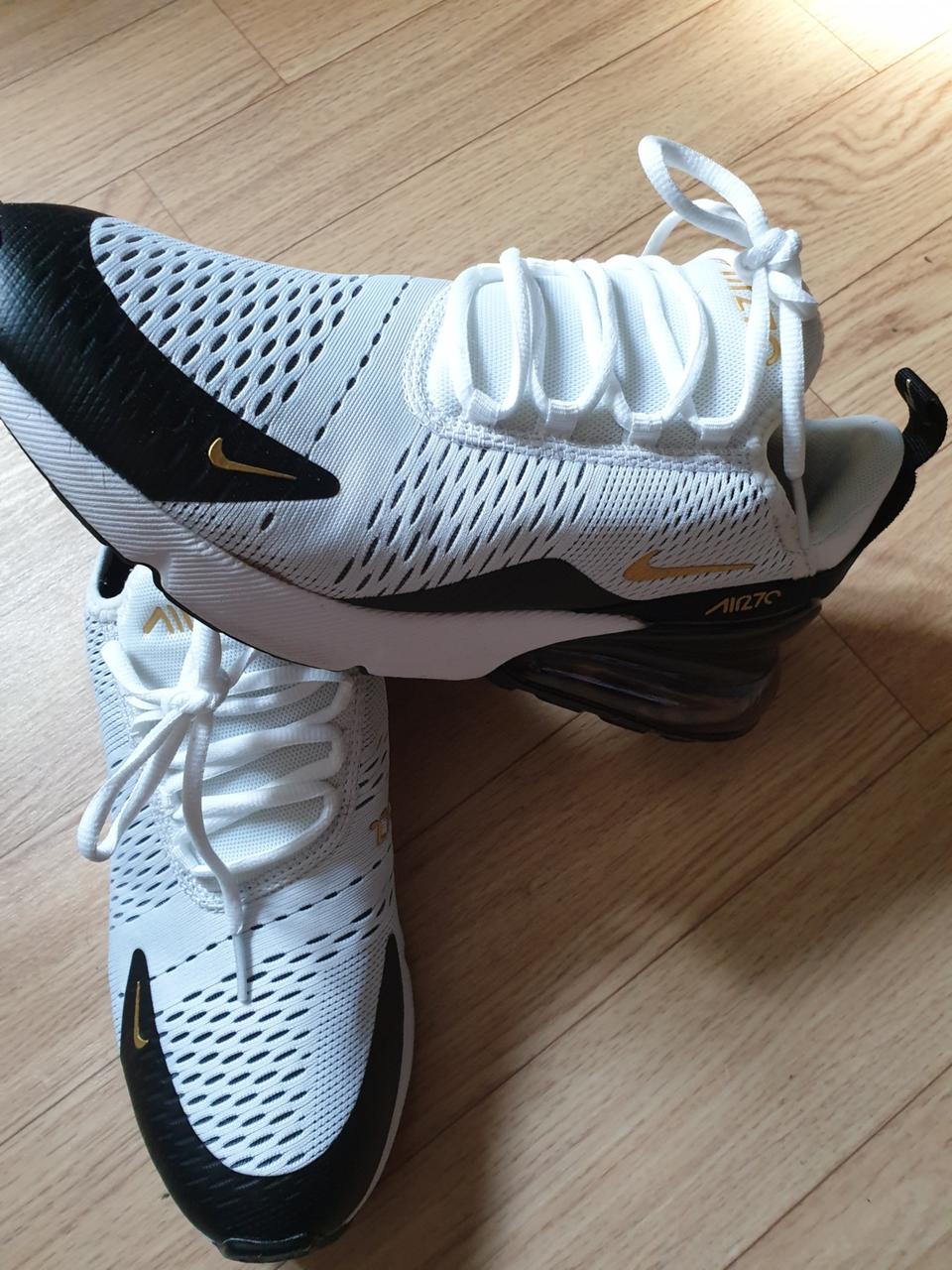 나이키 에어맥스270