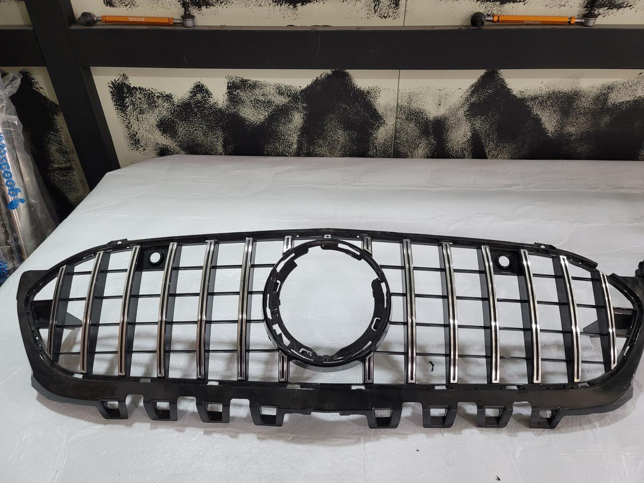 벤츠 W177세로그릴 판매합니다