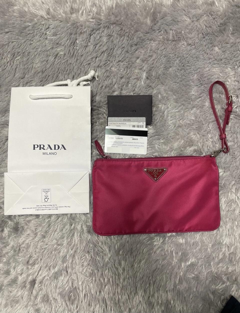 [정품] 프라다 포코노 파우치 클러치