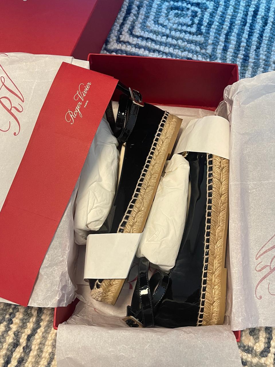 로저비비에 에스파드류 스트랩 애나멜 235