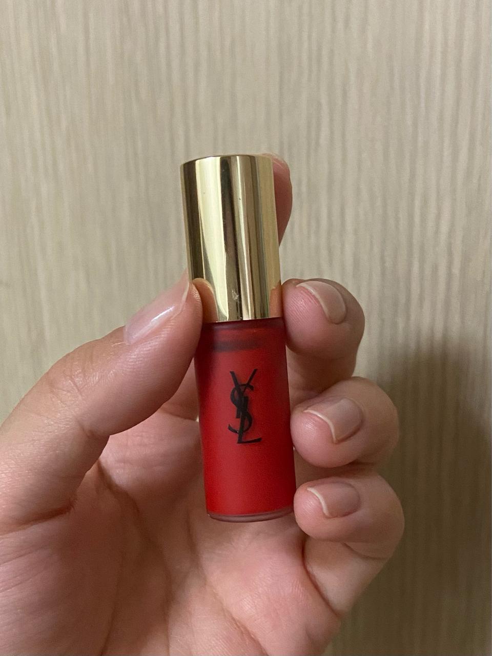 (새상품) 입생로랑 따뚜아쥬 새틴 매트 1호 미니어처