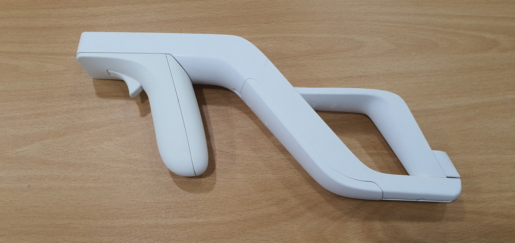 닌텐도 Wii 위 재퍼건 팝니다.