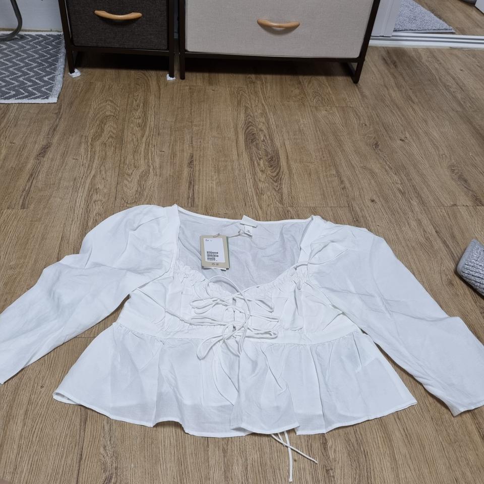 H&M 린넨브랜드 크롭