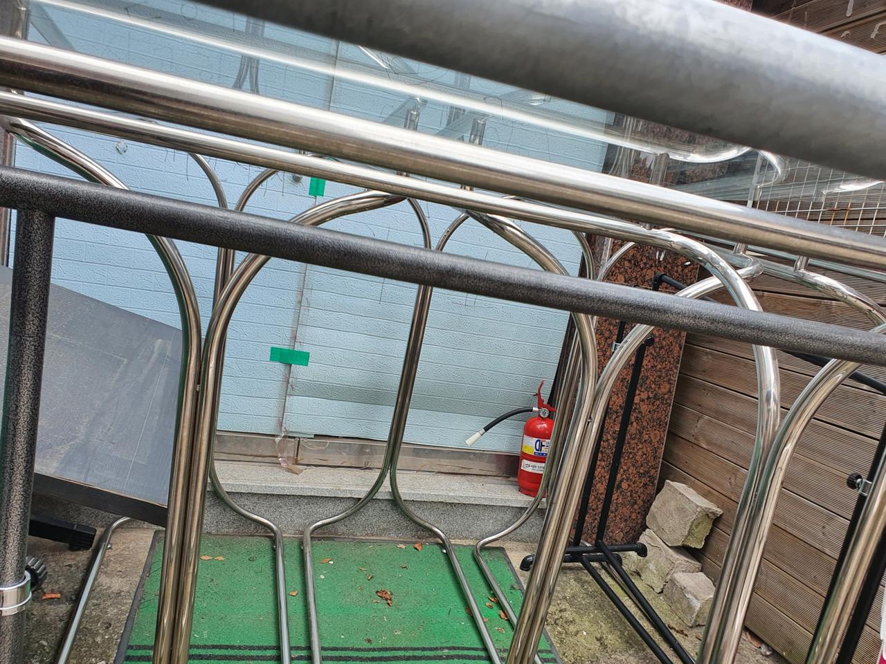 옷가게2단 유리헹거4개