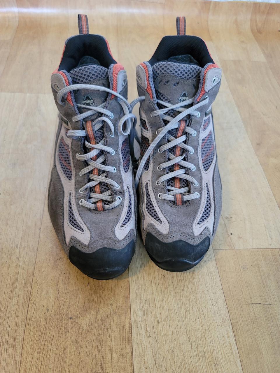 명품 아솔로 등산화 중등산화 260~265 고어텍스 비브람창