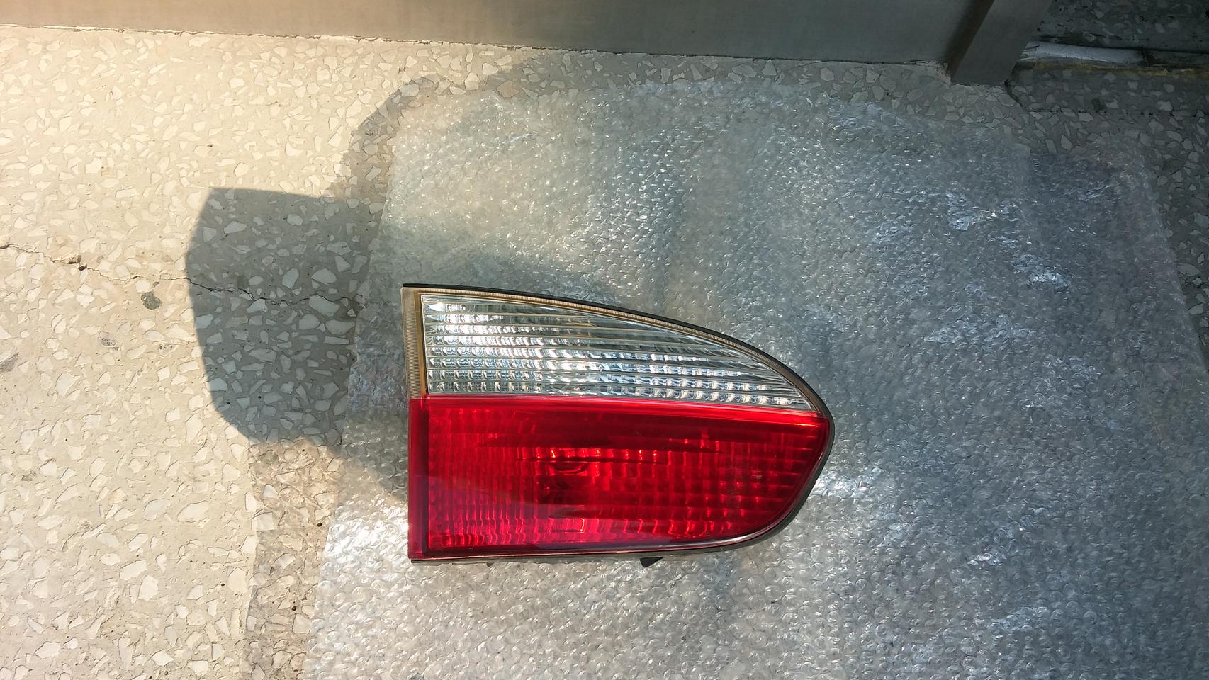 스타렉스 후기형 운전석 트렁크등