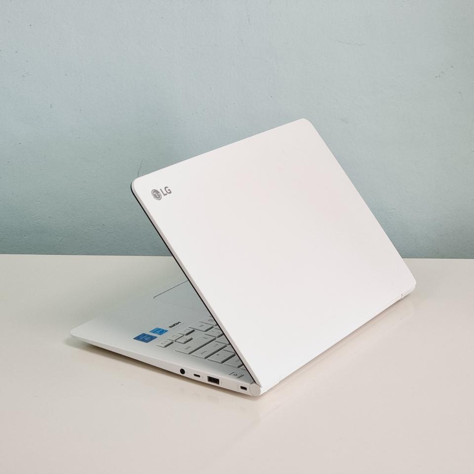 [업무/주식/인강용 추천!] LG 울트라북 (사양 필독) 팔아보아요