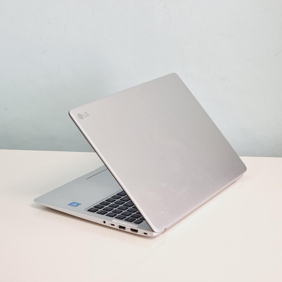 [업무/주식/인강용 !!] LG 슬림형 울트라북 (사양 필독) 팔아보아요