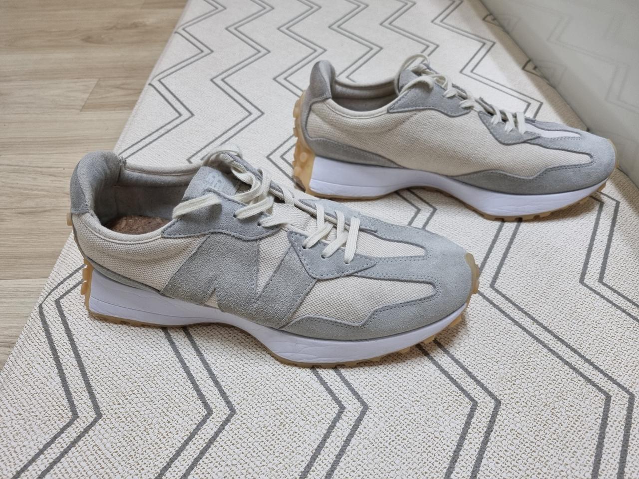 뉴발란스 327 베이지 남자사이즈 260