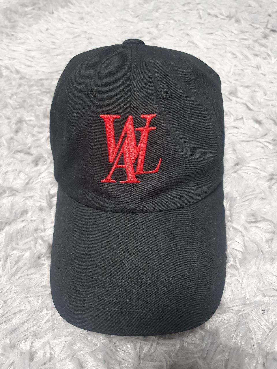 우알롱 블랙 볼캡