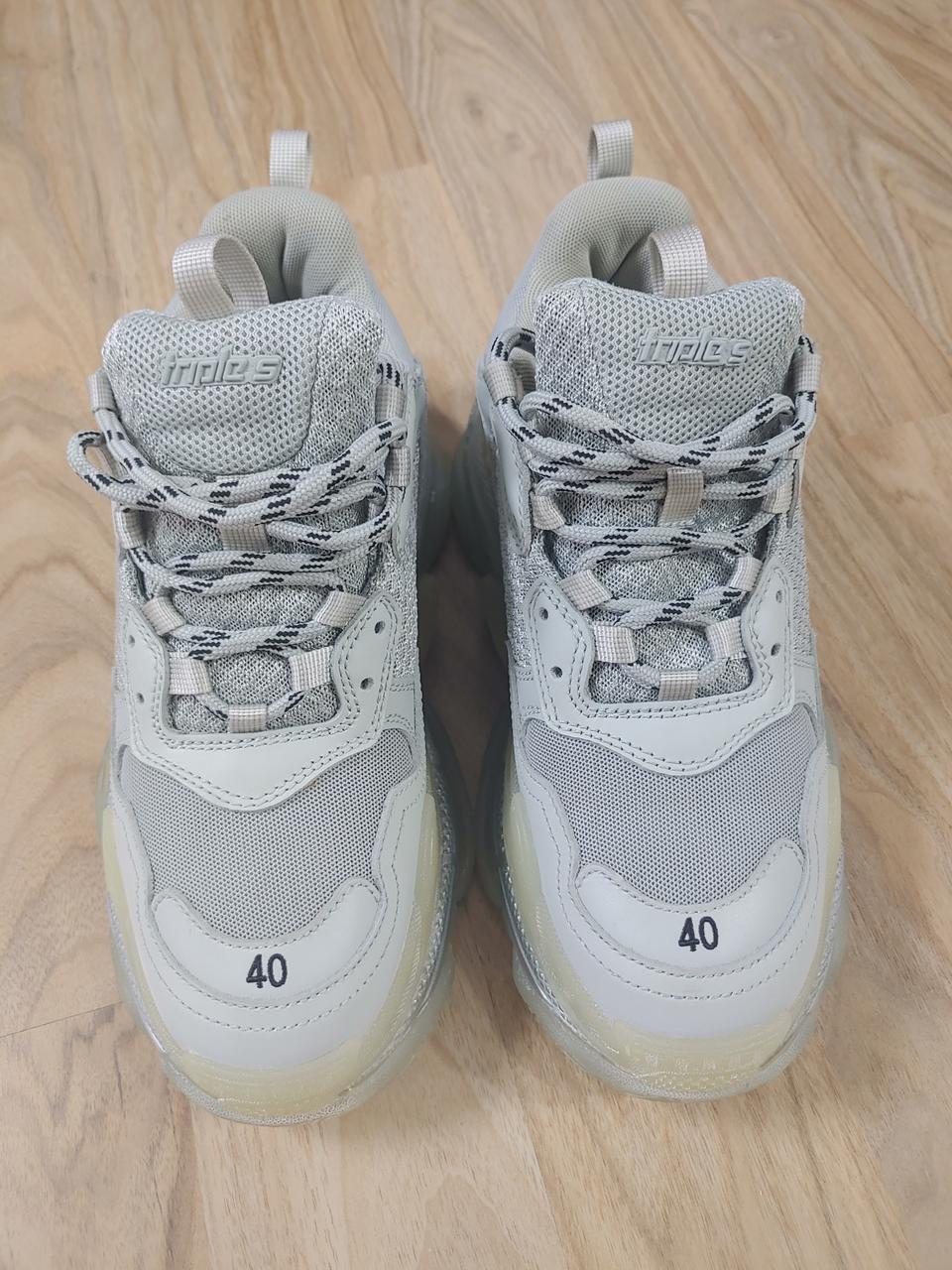 발×××× 트리플s 클리어솔