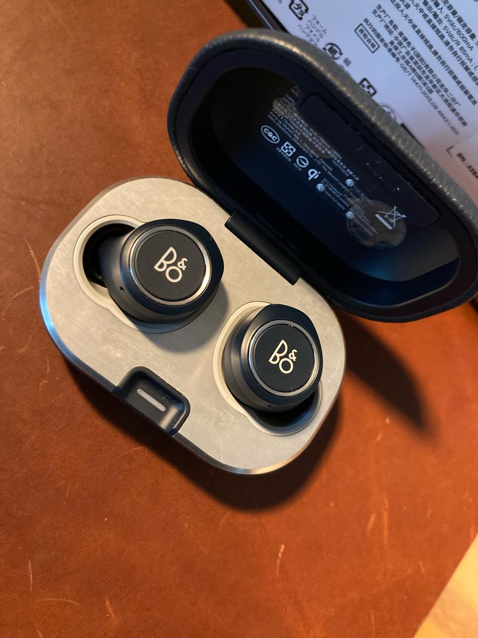 뱅앤올룹슨 베오플레이 E8 2.0 완전 무선 블루투스 이어폰