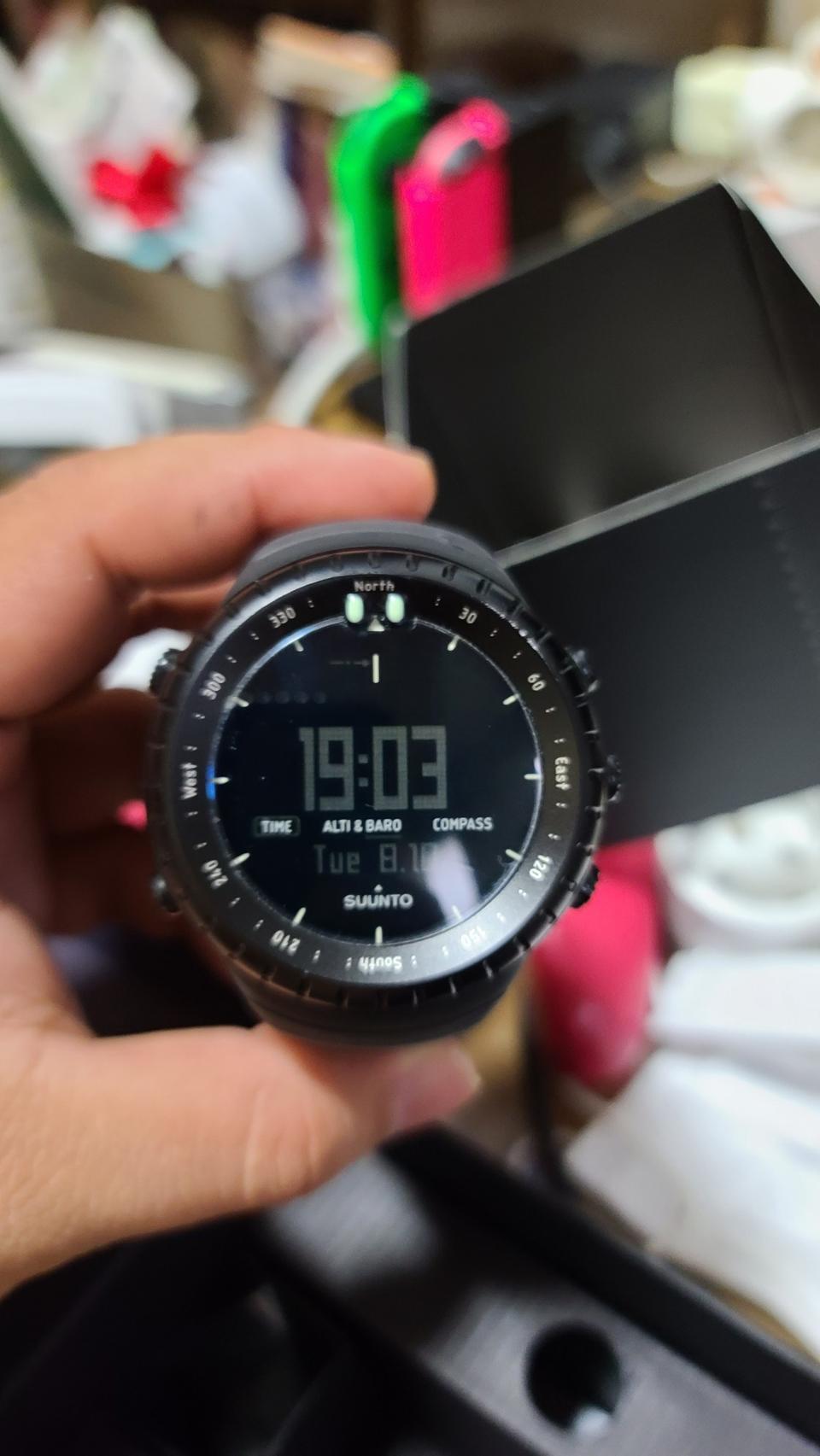 순토 코어 올블랙