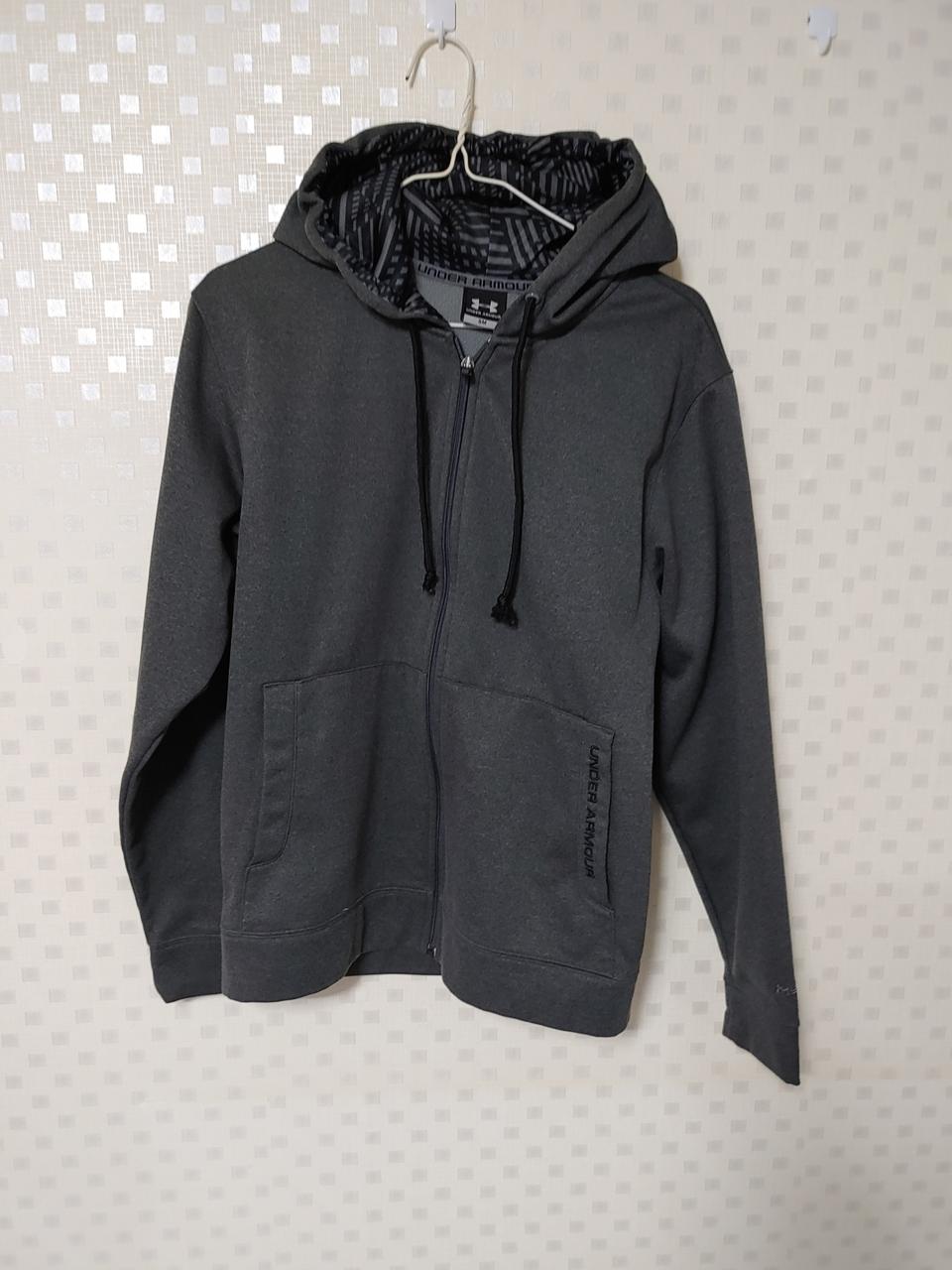 언더아머후드티95