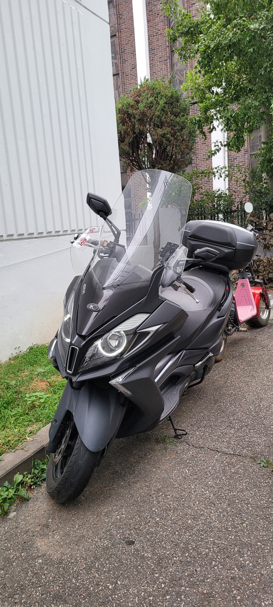 17년식 킴코 다운타운125 판매합니다.