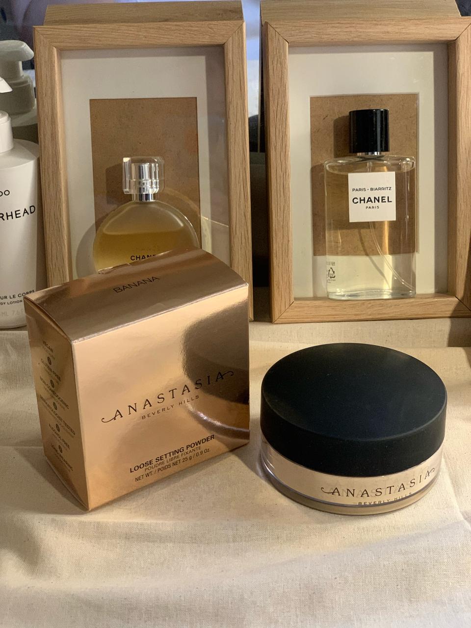 [아나스타샤 베버리힐즈] 루스 세팅파우더 (바나나컬러)