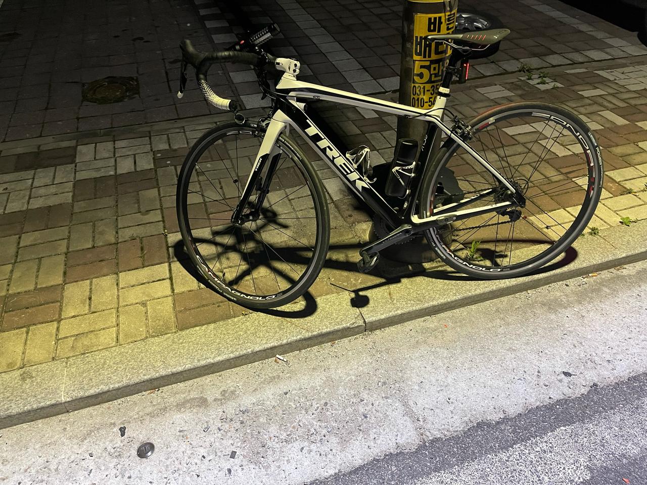 로드 자전거 트렉 마돈4.3 풀울테그라6800 셋 판매합니다