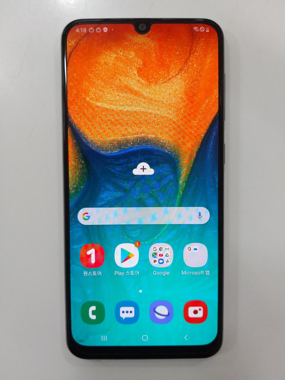 갤럭시 A305. 특A급