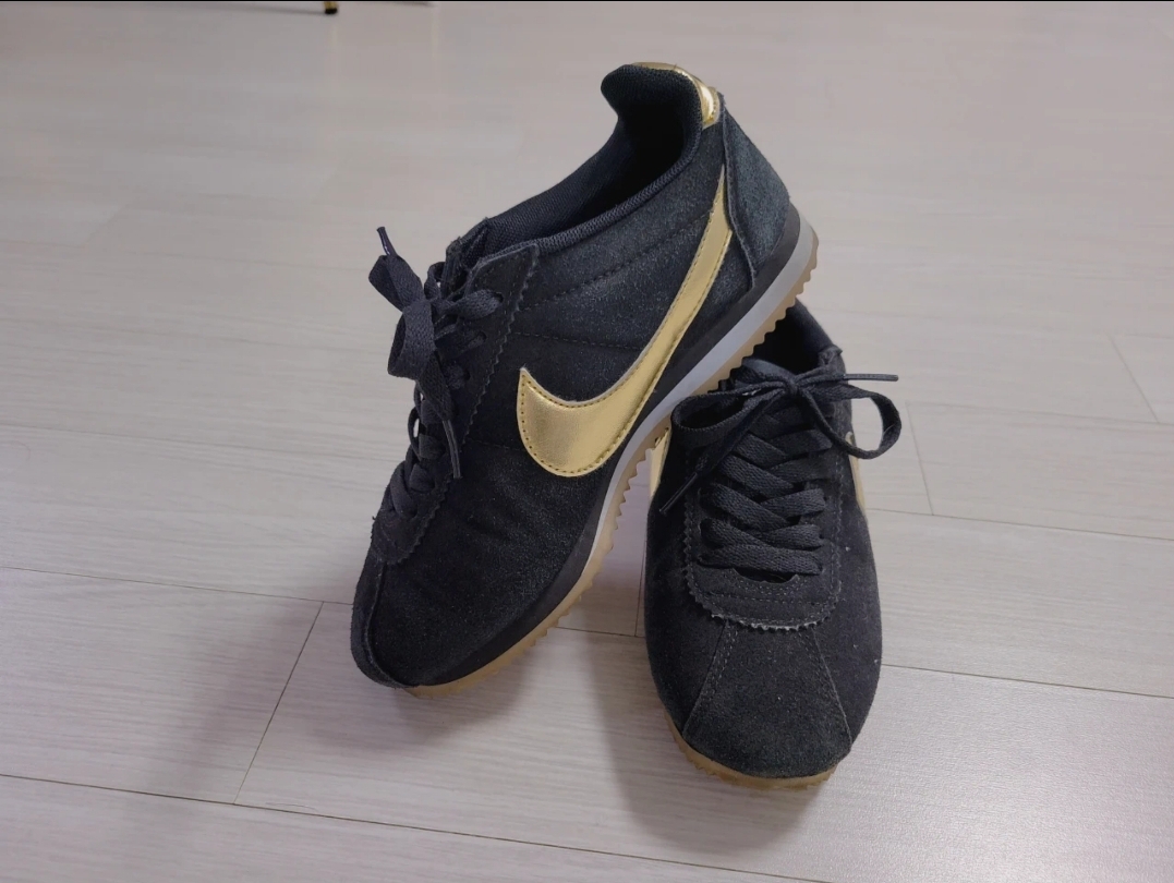 나이키 코르테즈 230