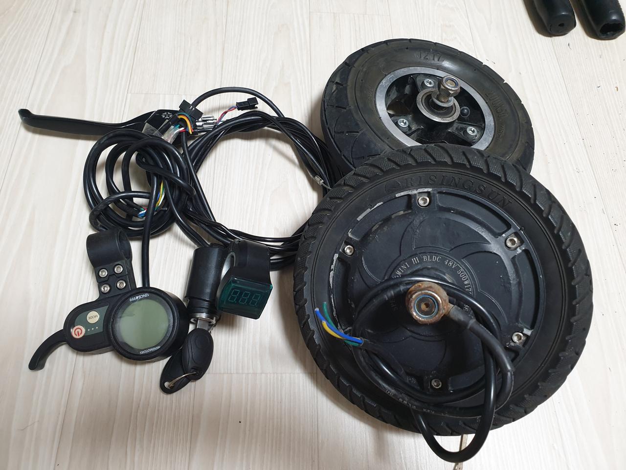 전동킥보드 부품 48v500w모터. 8인치앞바퀴 스로틀 키박스 브래이크