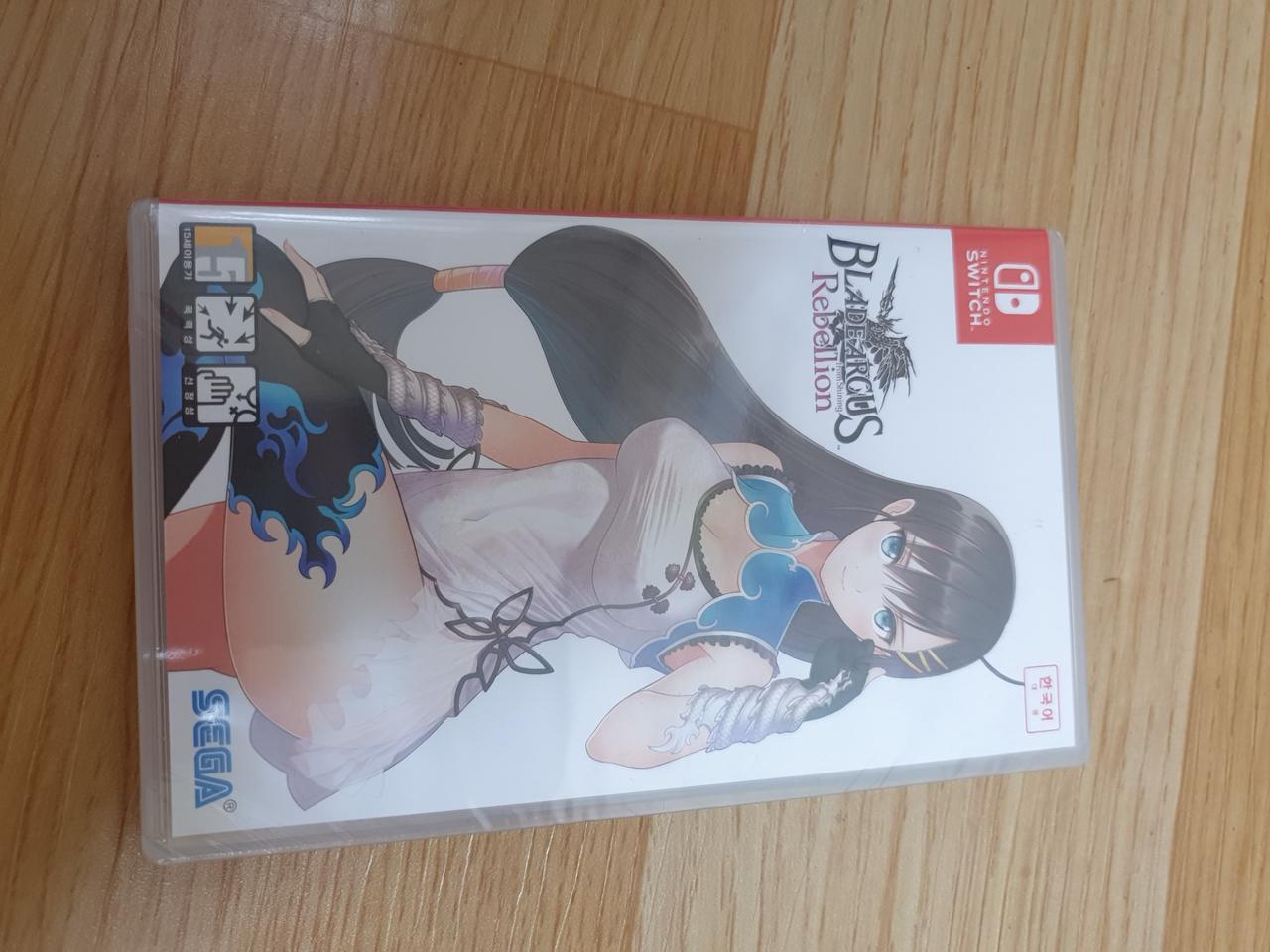 닌텐도 스위치 블레이드 아크스 타이틀 팝니다.(미개봉)