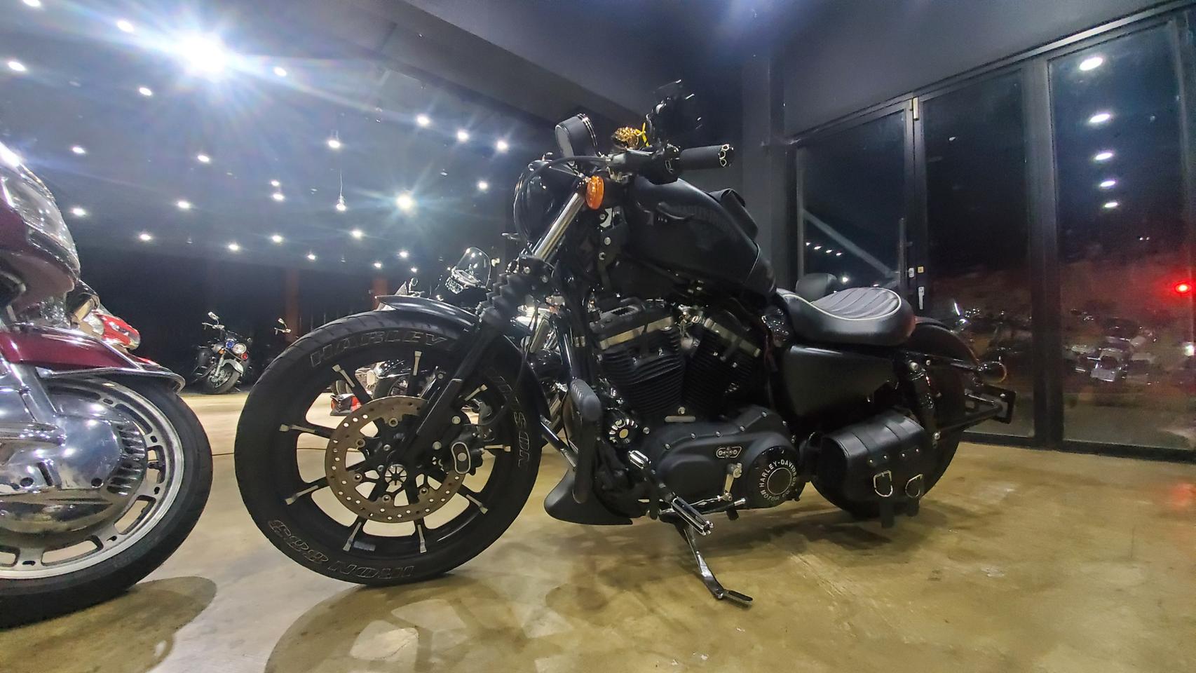 할리데이비슨 아이언883 17년식 짧은주행거리 풀튜닝 라이더존