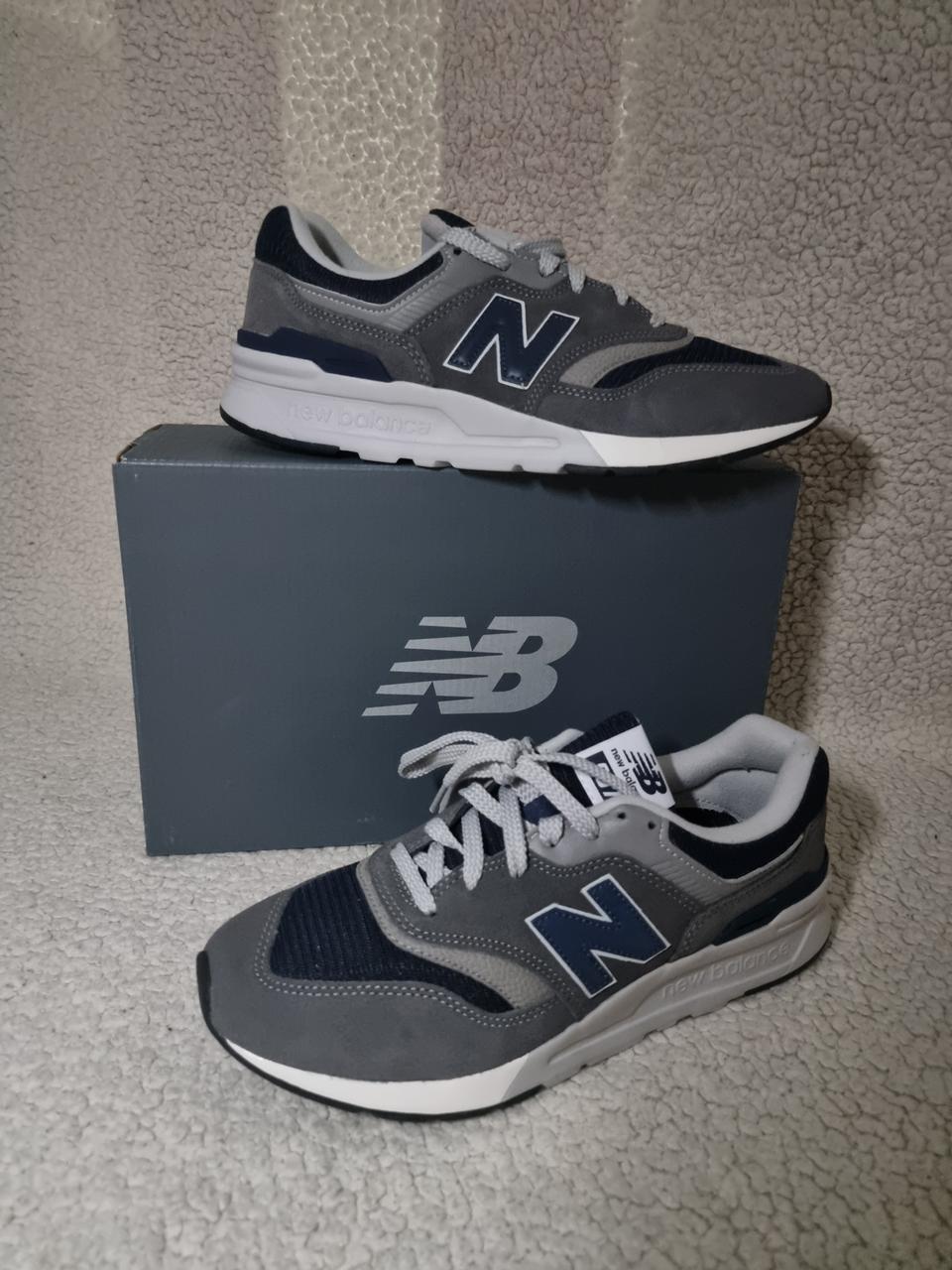 260) 뉴발란스 CM997HAX