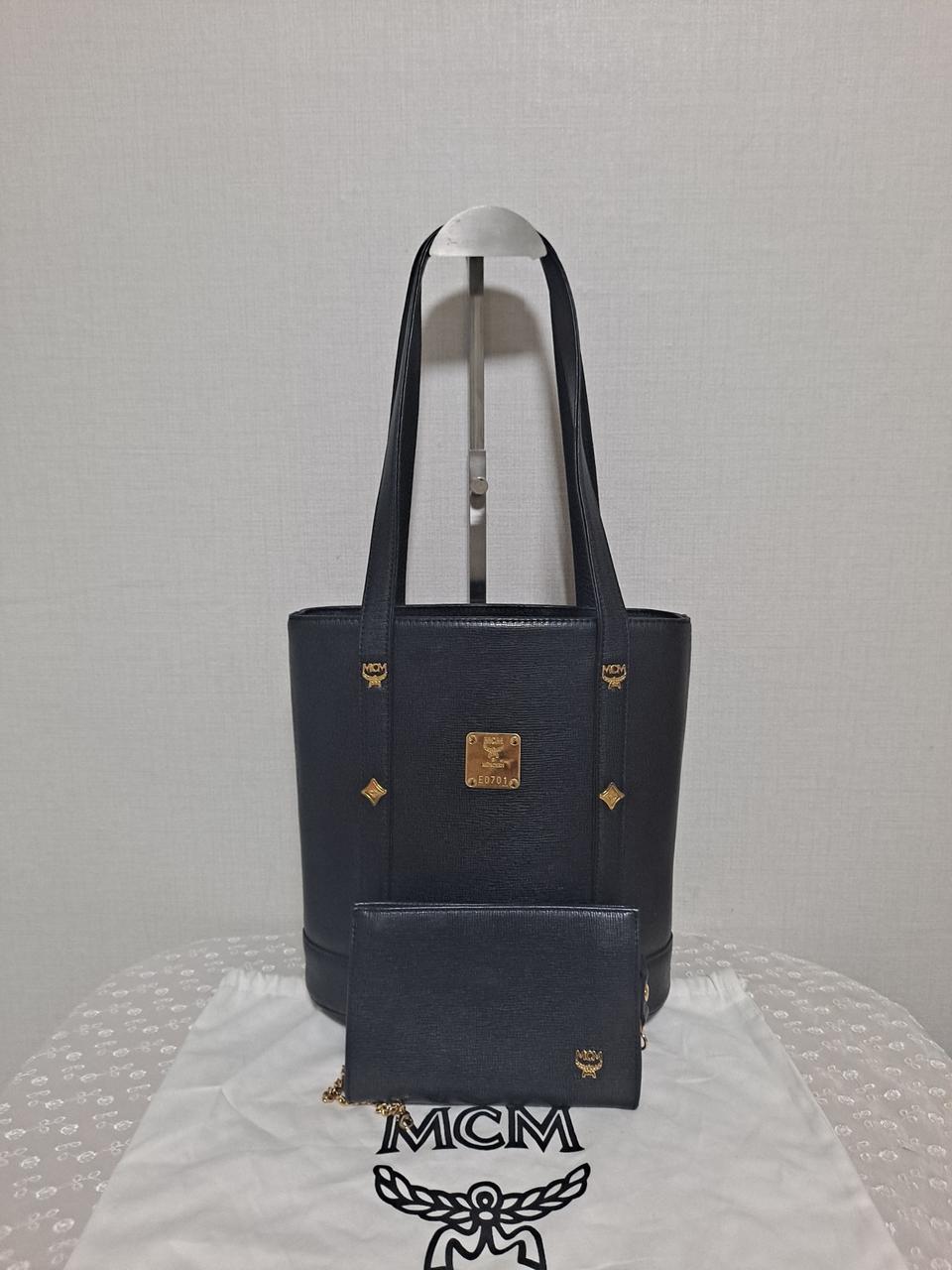 정품  MCM 숄더백 +파우치 세트