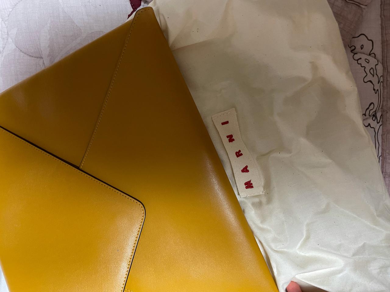 마르니 정품 클러치