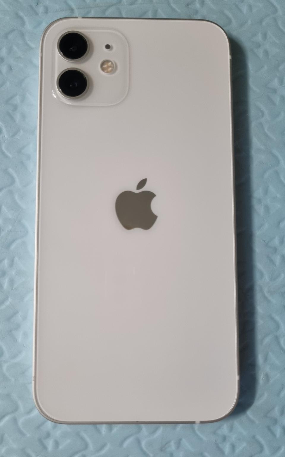 아이폰12 화이트 128G S급