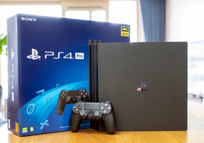 플스4 프로 7218 + 명작타이틀