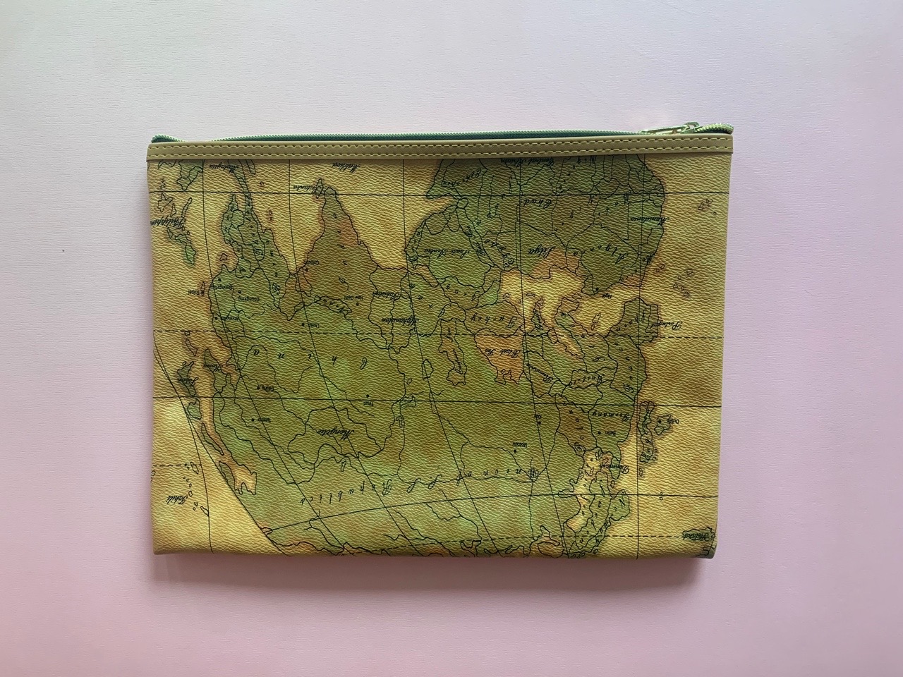 세계지도 클러치가방