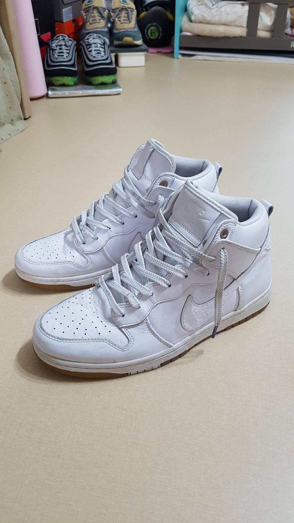 나이키 덩크하이CMFT 시크릿 레이커스275사이즈