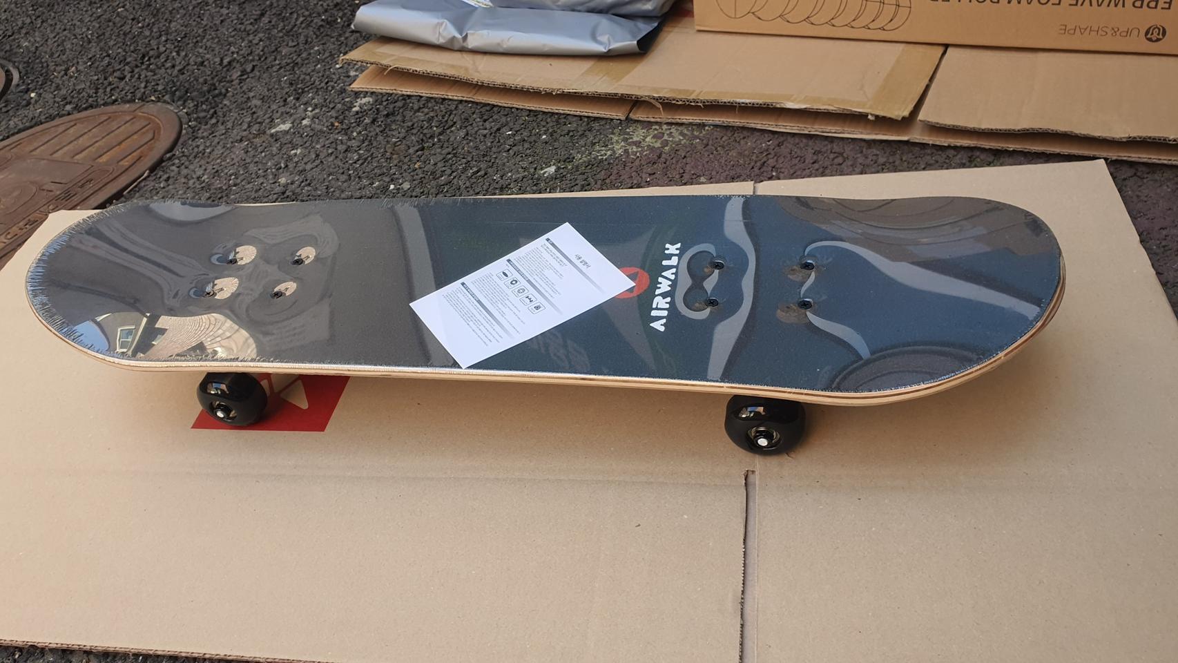 에어워크 스케이트보드 새상품 어린이부터 성인까지