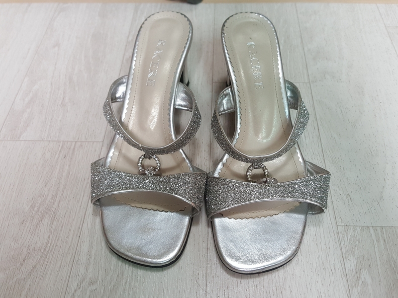 [240]racere라세르 비즈장식 샌들샌달 실버 여성용 무료배송택포무배