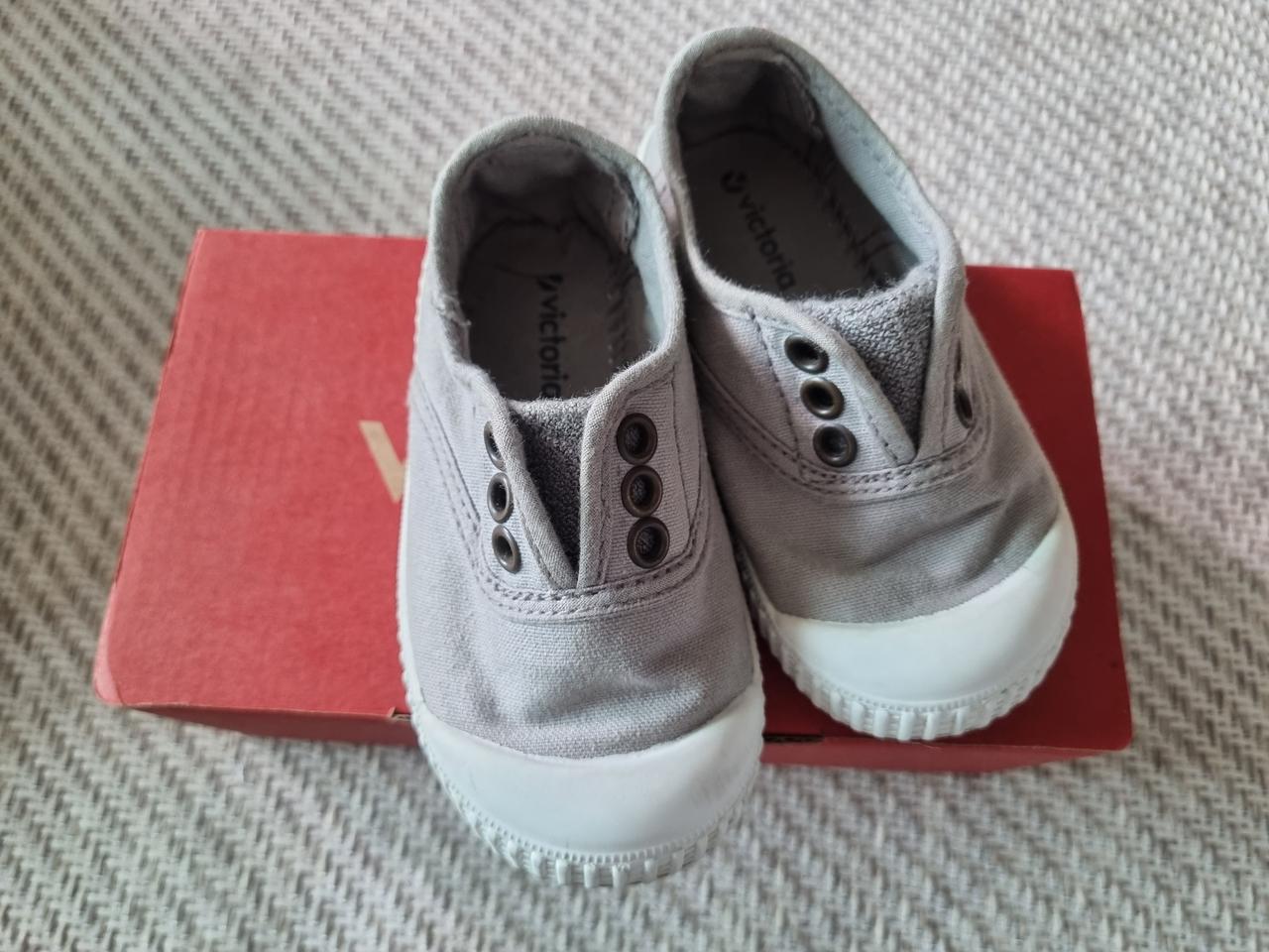 빅토리아 잉글레사 gris 21 130