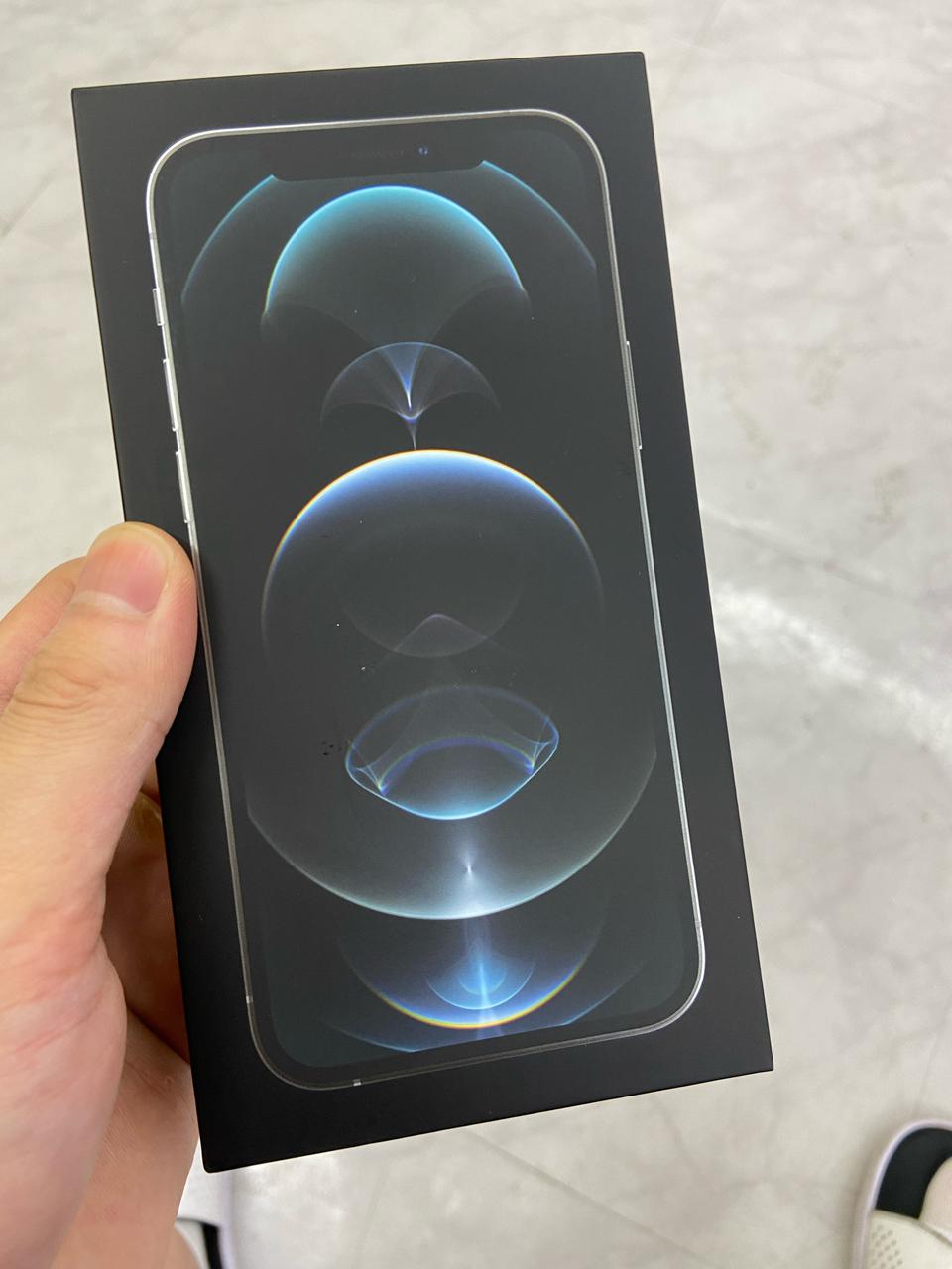 아이폰12프로 실버 512기가 풀박스  자급제폰