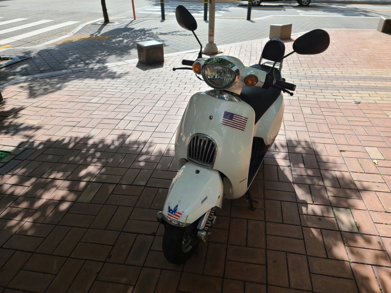 대림 베스비125 스쿠터 판매합니다.