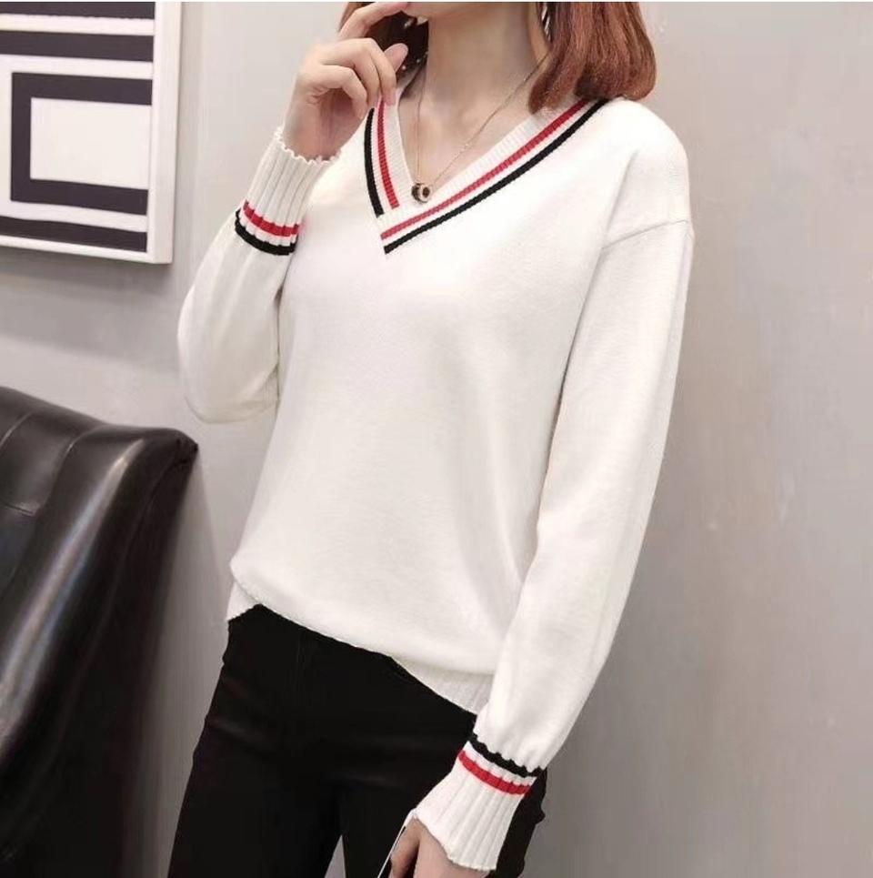 행운st 브이라인 니트