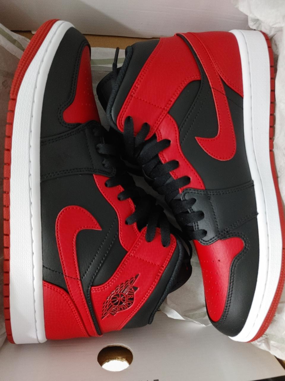 나이키 미드 새상품 팝니다.