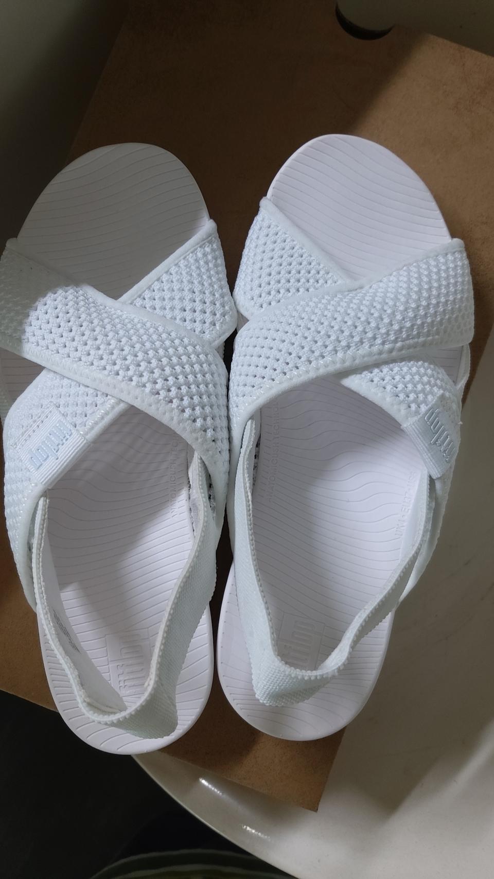 새상품/미착용[핏플랍]230~235 여성 샌들 판매